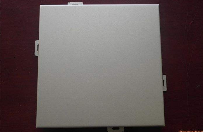 如何讓深圳鋁單板廠家突破瓶頸走得更遠