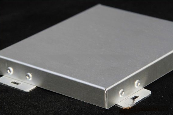 發展致力于長遠 深圳鋁單板廠家搬開“絆腳石”